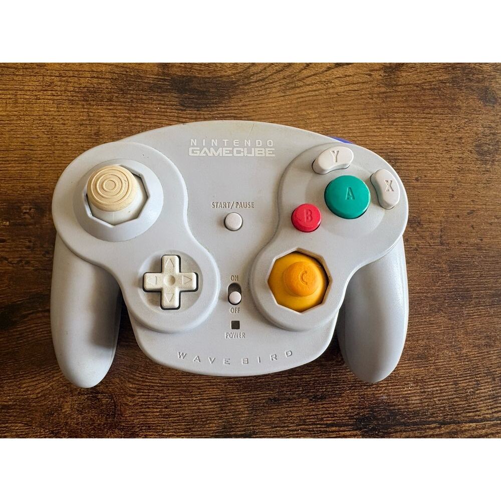 Nintendo GameCube Wavebird DOL-004 Controller Only